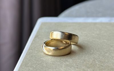 Fra erindring til evighed: rejsen mod unikke vielsesringe af gammelt guld