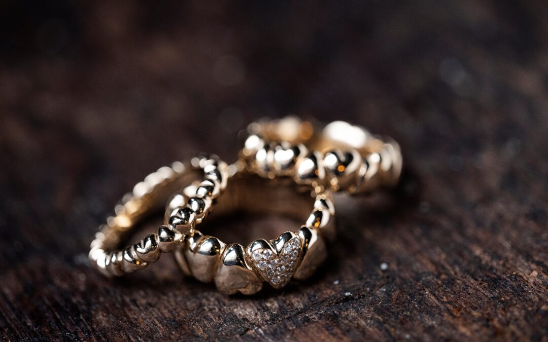 Mellem efterår og jul.