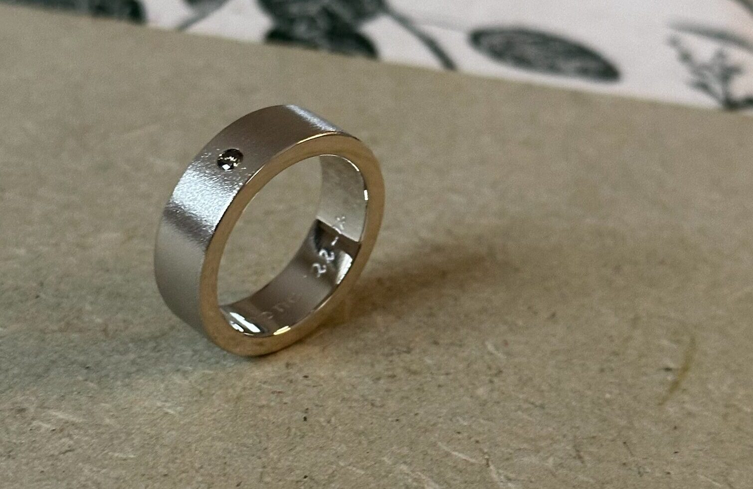 Ring lavet af eget guld med diamant